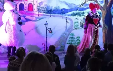 Spektakl dla dzieci 'Bałwanek Tiko i Królowa Fruncja' w Bramkach 3